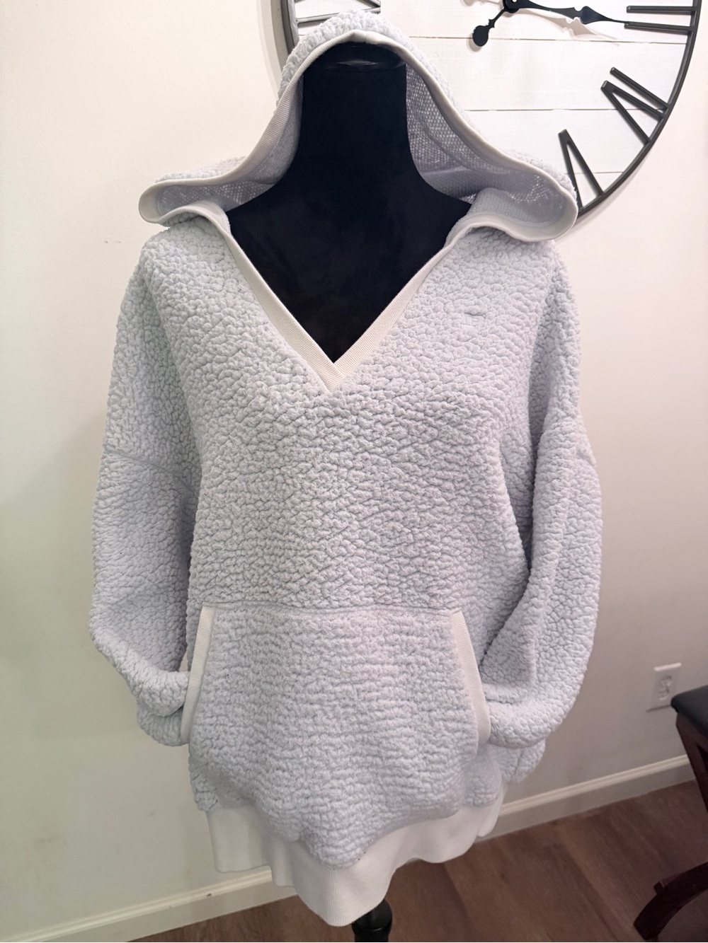 Victoria Secret PINK Cozy Hooded Sherpa Pullover